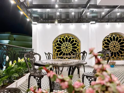 KING HOTEL – Photos 12